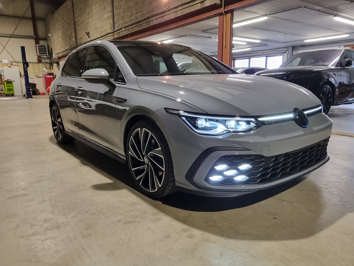 Carbon Car Center